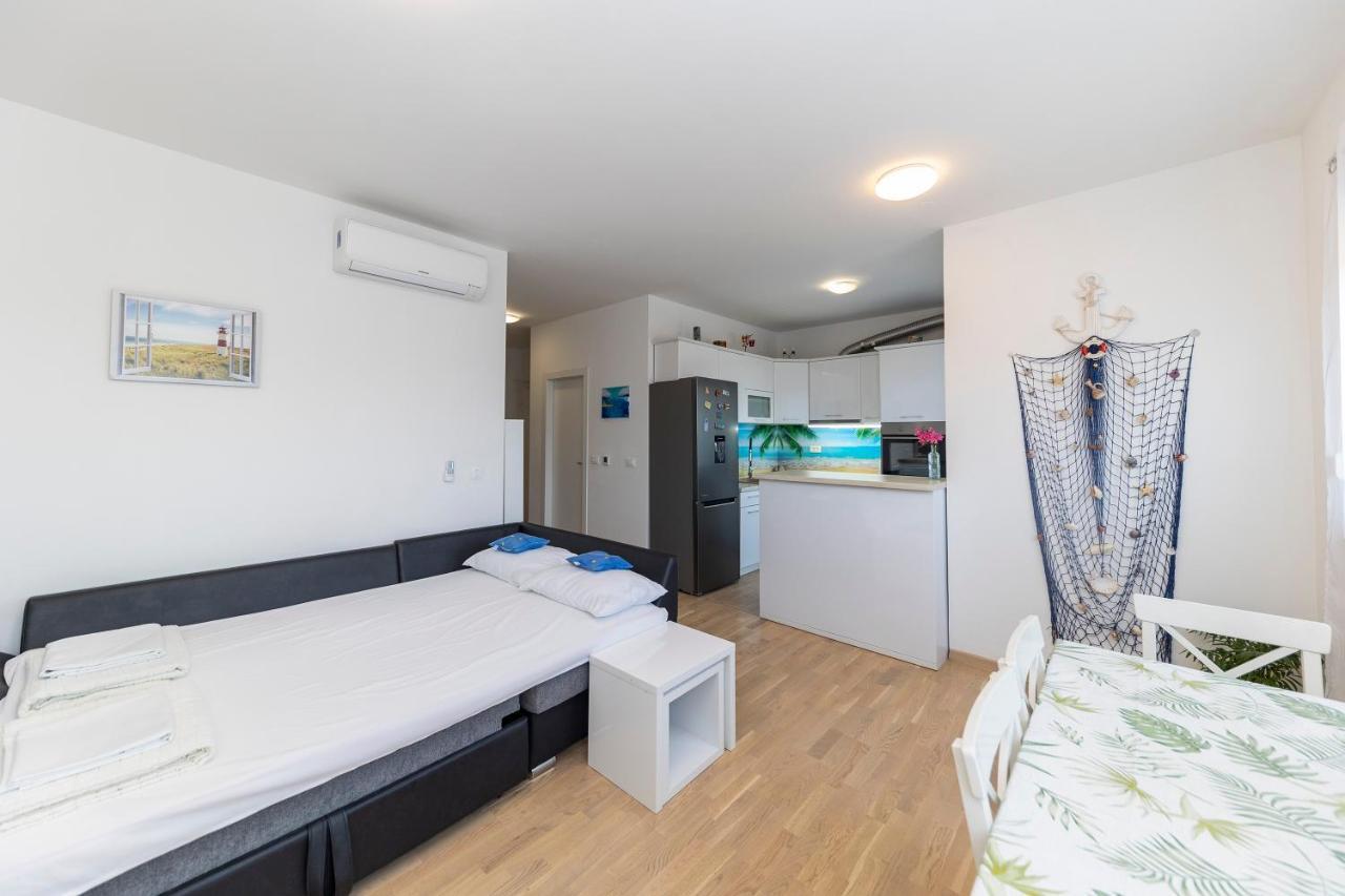 Luna Zadar Ngoại thất bức ảnh